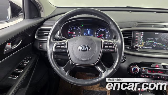 Kia Sorento 2018 — photo 19