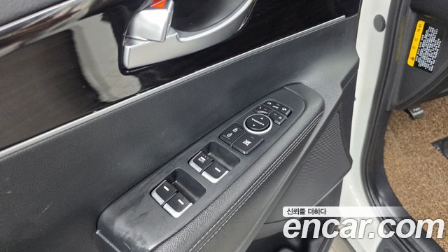 Kia Sorento 2018 — photo 27