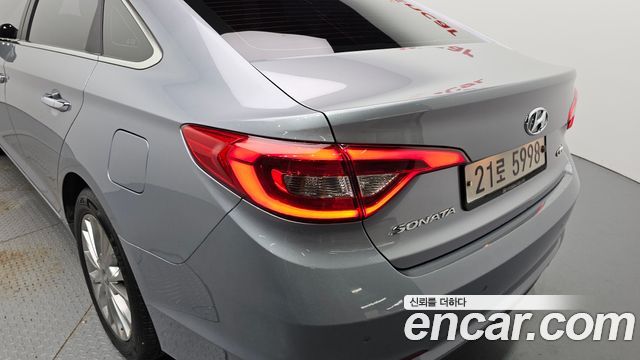 Hyundai Sonata 2015 — photo 9