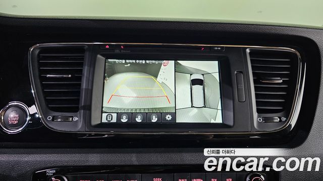 Kia Canival 2018 — photo 15