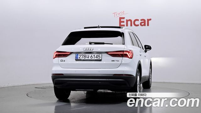 Audi Q3 2020 — photo 4