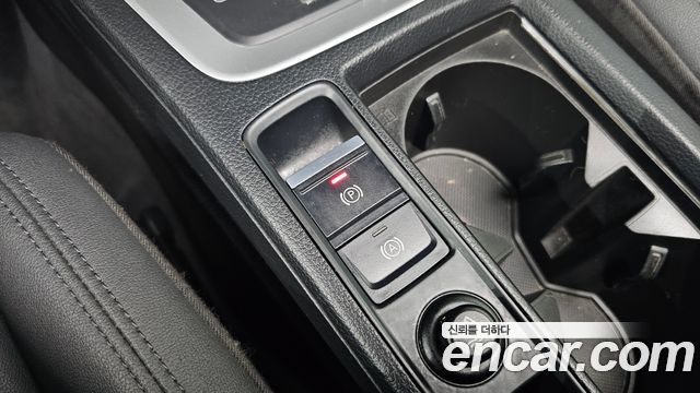 Audi Q3 2020 — photo 24