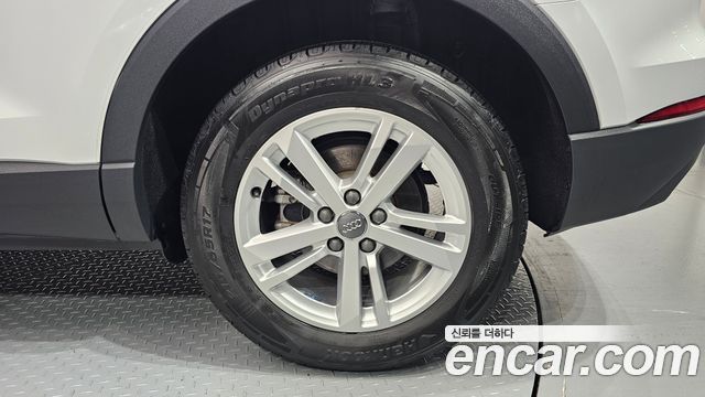 Audi Q3 2020 — photo 7