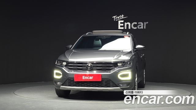 Volkswagen T-Roc 2021 — photo 3