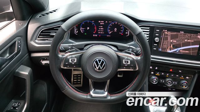 Volkswagen T-Roc 2021 — photo 19