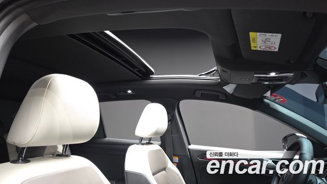 Volkswagen T-Roc 2021 — photo 26