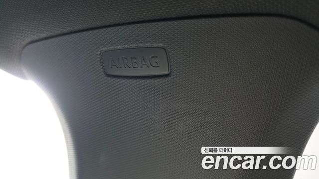 Volkswagen T-Roc 2021 — photo 29