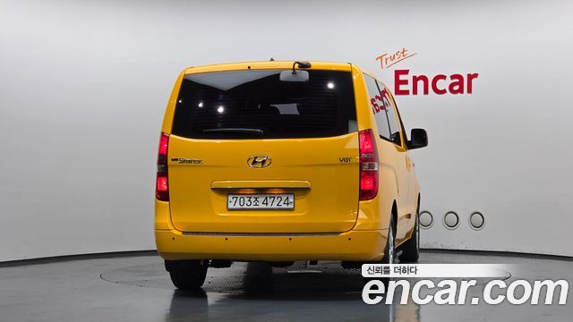 Hyundai Starex 2020 — photo 4