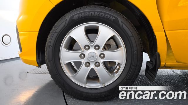 Hyundai Starex 2020 — photo 5