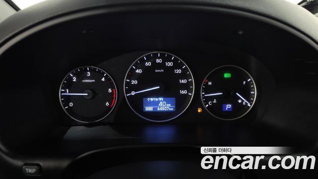 Hyundai Starex 2020 — photo 8