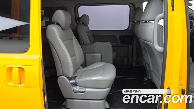 Hyundai Starex 2020 — photo 12