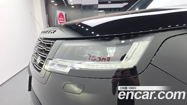 Land Rover Range Rover 2026 — photo 17