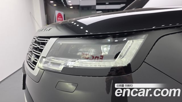 Land Rover Range Rover 2026 — photo 17