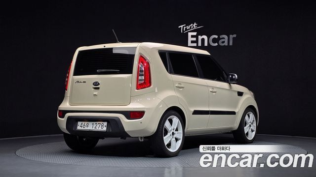 Kia Soul 2013 — photo 2