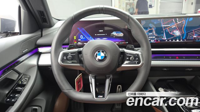 BMW 5-Series 2025 — photo 13
