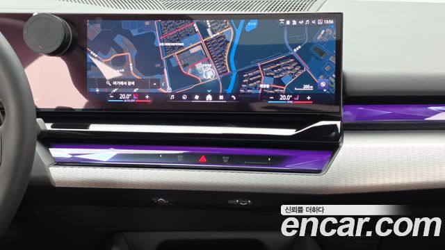 BMW 5-Series 2025 — photo 14