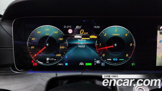 Mercedes-Benz CLS-Class 2022 — photo 11