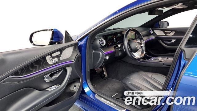 Mercedes-Benz CLS-Class 2022 — photo 13