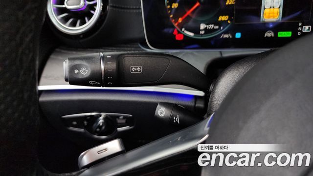 Mercedes-Benz CLS-Class 2022 — photo 28