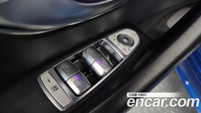 Mercedes-Benz CLS-Class 2022 — photo 29