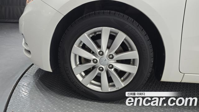 Kia K3 2015 — photo 5
