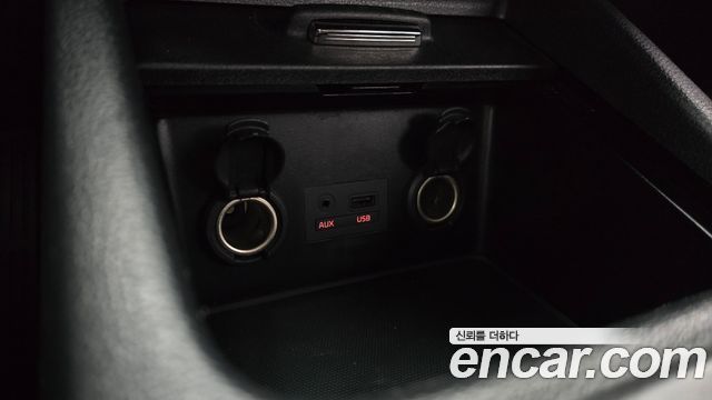 Kia K3 2015 — photo 18