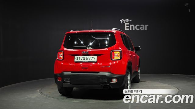 Jeep Renegade 2019 — photo 4