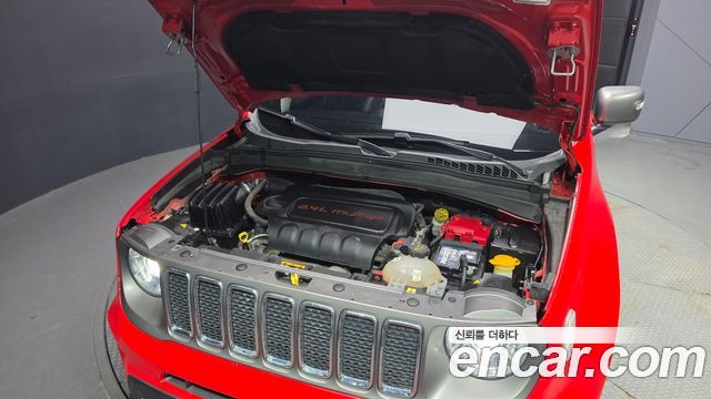 Jeep Renegade 2019 — photo 6