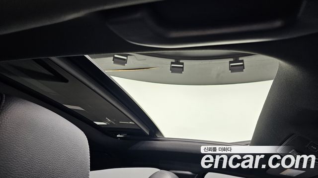 Mercedes-Benz A-Class 2017 — photo 17