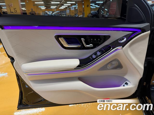 Mercedes-Benz S-Class 2021 — photo 14
