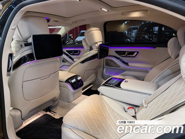 Mercedes-Benz S-Class 2021 — photo 16