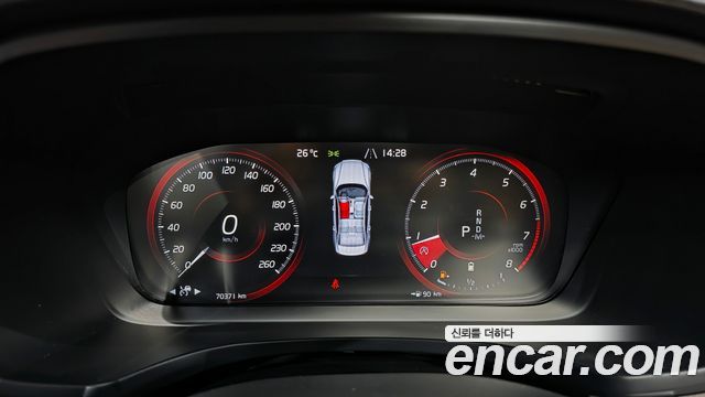 Volvo S60 2021 — photo 8