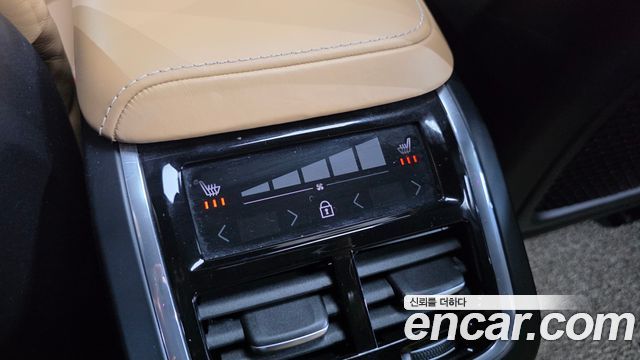 Volvo S60 2021 — photo 18