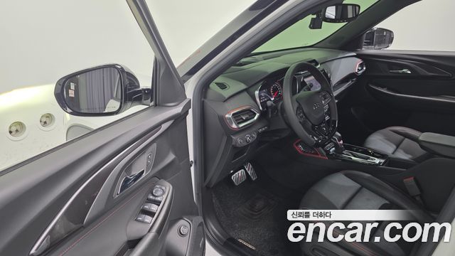 ChevroletGMDaewoo Trailblazer 2022 — photo 13