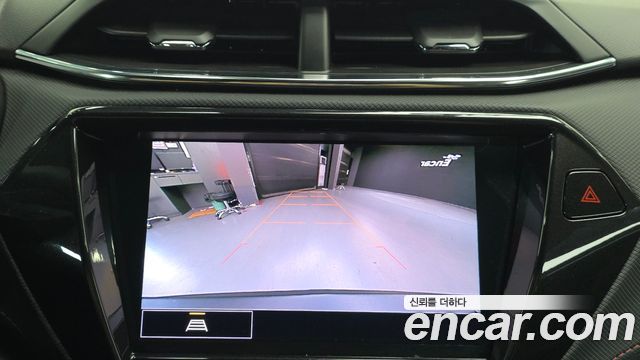 ChevroletGMDaewoo Trailblazer 2022 — photo 17
