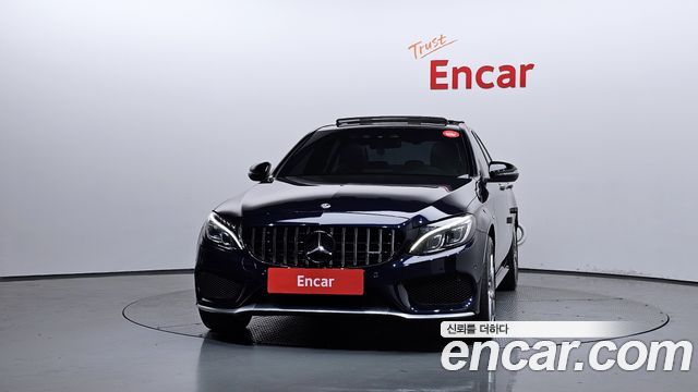 Mercedes-Benz C-Class 2018 — photo 3