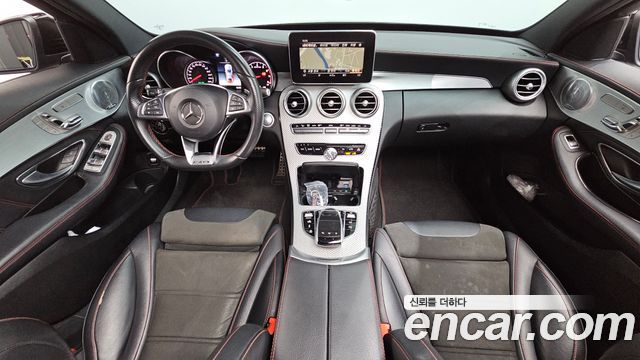 Mercedes-Benz C-Class 2018 — photo 10
