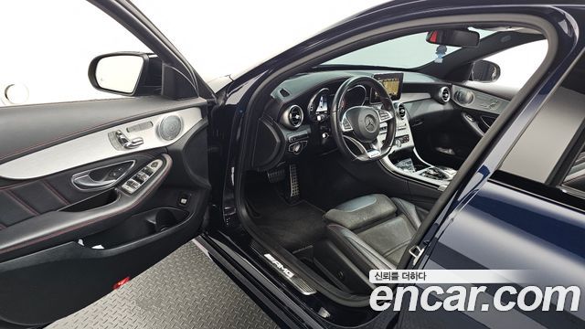 Mercedes-Benz C-Class 2018 — photo 13