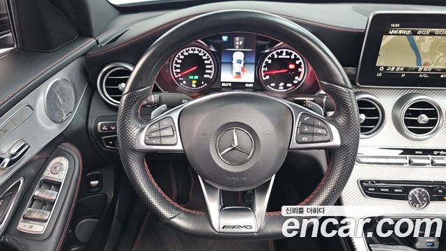 Mercedes-Benz C-Class 2018 — photo 19