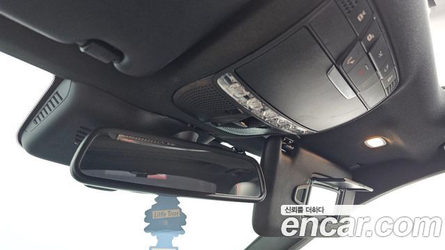 Mercedes-Benz C-Class 2018 — photo 26