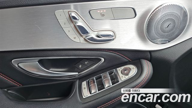 Mercedes-Benz C-Class 2018 — photo 29