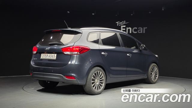 Kia Carens 2014 — photo 2