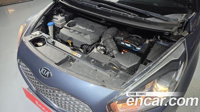 Kia Carens 2014 — photo 6