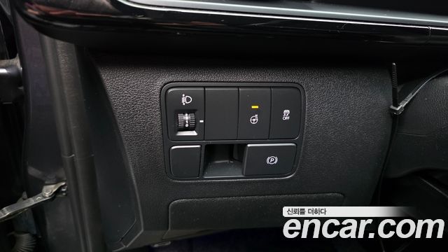 Hyundai Staria 2022 — photo 17