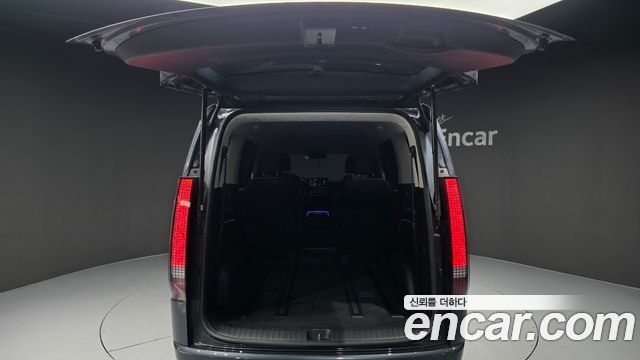 Hyundai Staria 2022 — photo 20