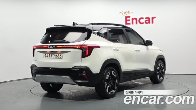 Kia Seltos 2023 — photo 2