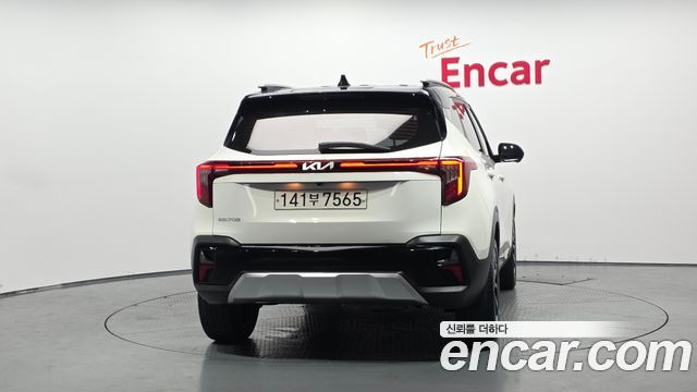 Kia Seltos 2023 — photo 4