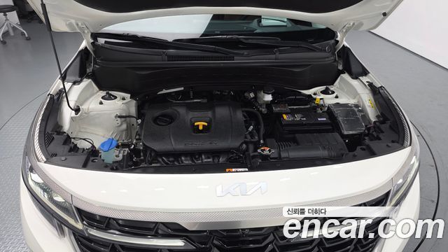 Kia Seltos 2023 — photo 6