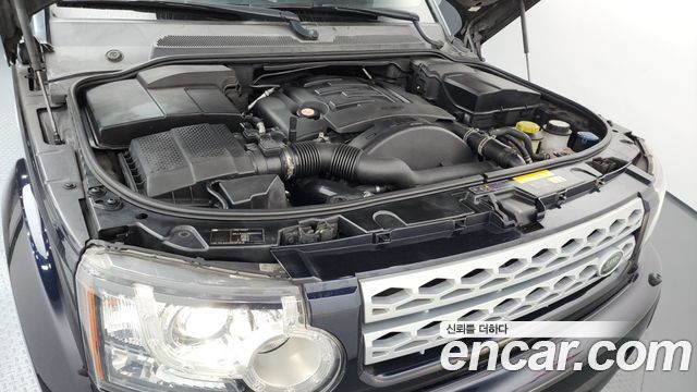 Land Rover Discovery 2011 — photo 6