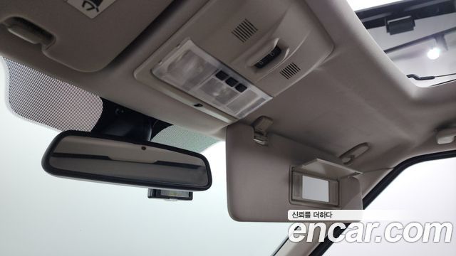 Land Rover Discovery 2011 — photo 19